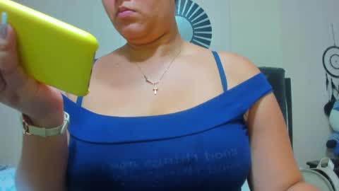 reina_loren online show from 12-04-24, 09:46