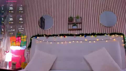 Snapshot of reina_loren chatting on 12-04-25, 04:55 reina_loren online show from 12-04-25, 04:55