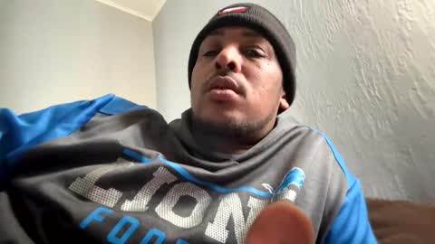 Snapshot of rell248mi1313 chatting on 02-05-26, 08:35 rell248mi1313 online show from 02-05-26, 08:35