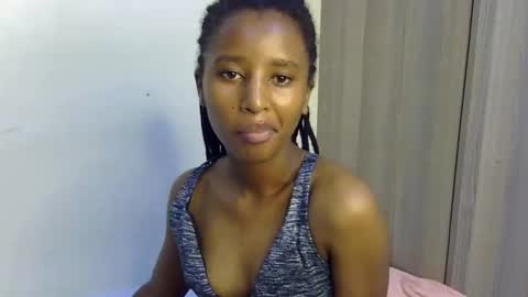 Snapshot of rellings_maya chatting on 01-16-25, 08:33 rellings-maya online show from 01-16-25, 08:33