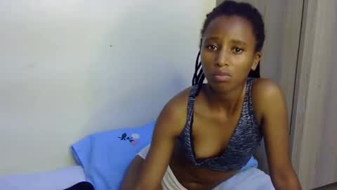 Snapshot of rellings_maya chatting on 01-16-25, 06:27 rellings-maya online show from 01-16-25, 06:27