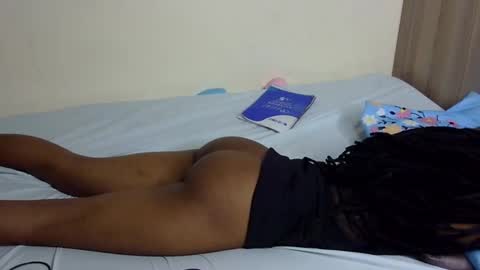 Snapshot of rellings_maya chatting on 01-19-25, 07:46 rellings-maya online show from 01-19-25, 07:46