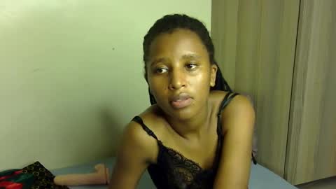 Snapshot of rellings_maya chatting on 01-23-25, 06:45 rellings-maya online show from 01-23-25, 06:45