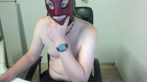 Snapshot of rem78a chatting on 10-21-25, 10:32 rem78a online show from 10-21-25, 10:32