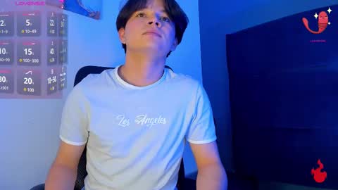 Snapshot of remiblythe chatting on 01-06-25, 07:45 RemiBlythe online show from 01-06-25, 07:45