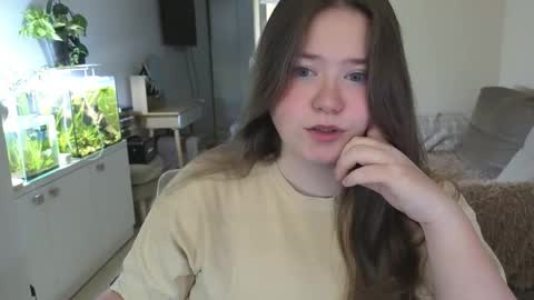 Snapshot of remirann_ chatting on 11-29-25, 09:56 Ann OF - remirann21 online show from 11-29-25, 09:56