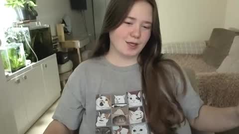 Snapshot of remirann_ chatting on 12-19-25, 12:56 Ann OF - remirann21 online show from 12-19-25, 12:56