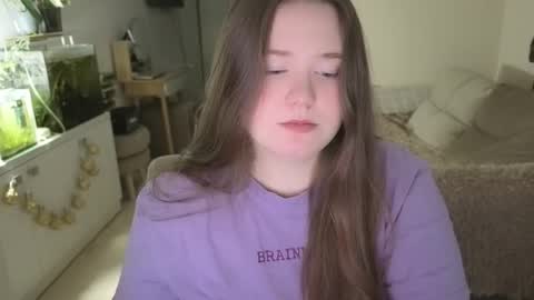 Snapshot of remirann_ chatting on 01-18-26, 02:43 Ann OF - remirann21 online show from 01-18-26, 02:43