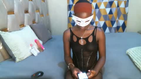 remmyqueen online show from 03-30-26, 10:11