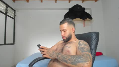 Snapshot of remy_sten chatting on 01-14-25, 08:48 Rmy Steen online show from 01-14-25, 08:48