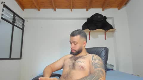 Snapshot of remy_sten chatting on 01-23-25, 10:22 Rmy Steen online show from 01-23-25, 10:22