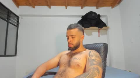 Snapshot of remy_sten chatting on 01-24-25, 01:24 Rmy Steen online show from 01-24-25, 01:24