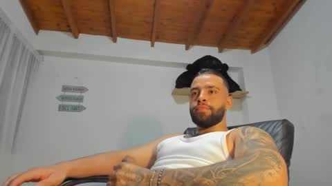 Snapshot of remy_sten chatting on 02-21-25, 03:34 Rmy Steen online show from 02-21-25, 03:34