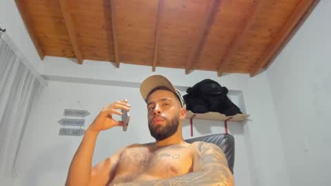 Snapshot of remy_sten chatting on 02-26-25, 05:20 Rmy Steen online show from 02-26-25, 05:20