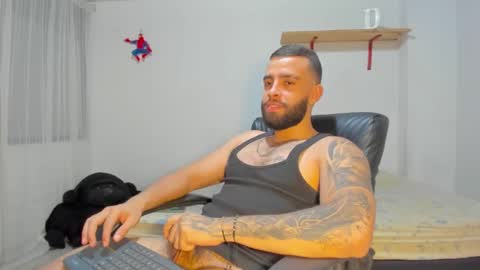 Snapshot of remy_sten chatting on 09-09-25, 12:32 Rmy Steen online show from 09-09-25, 12:32