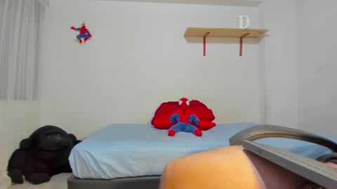 Snapshot of remy_sten chatting on 09-12-25, 12:11 Rmy Steen online show from 09-12-25, 12:11