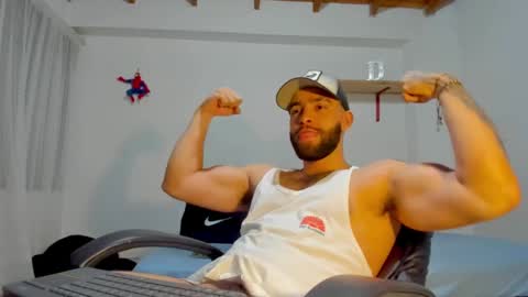 Snapshot of remy_sten chatting on 10-04-25, 01:47 Rmy Steen online show from 10-04-25, 01:47