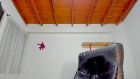 Snapshot of remy_sten chatting on 10-16-25, 01:39 Rmy Steen online show from 10-16-25, 01:39