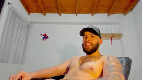 Snapshot of remy_sten chatting on 10-17-25, 12:47 Rmy Steen online show from 10-17-25, 12:47