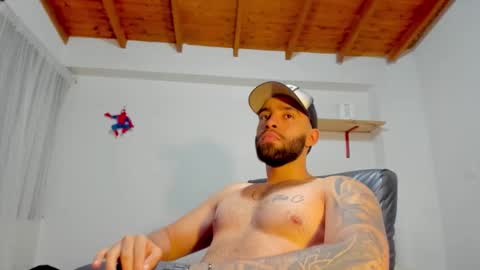 Snapshot of remy_sten chatting on 10-29-25, 02:03 Rmy Steen online show from 10-29-25, 02:03