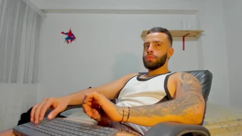 Snapshot of remy_sten chatting on 11-08-25, 12:55 Rmy Steen online show from 11-08-25, 12:55