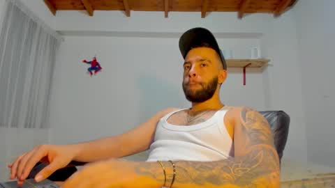 Snapshot of remy_sten chatting on 11-20-25, 12:22 Rmy Steen online show from 11-20-25, 12:22