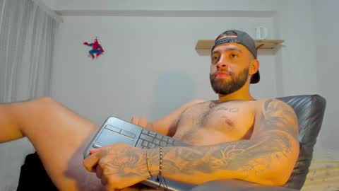 Snapshot of remy_sten chatting on 12-03-25, 11:58 Rmy Steen online show from 12-03-25, 11:58