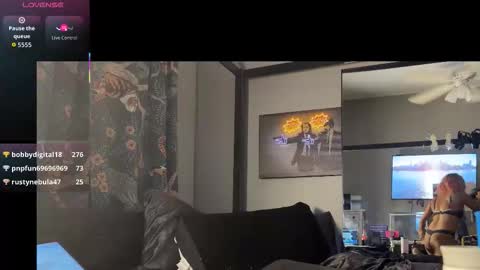 Snapshot of remyxavier chatting on 11-11-25, 03:06 remyxavier online show from 11-11-25, 03:06