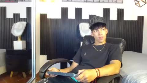 REN online show from 07-19-26, 03:32