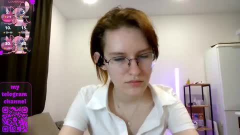 Claire online show from 03-18-26, 06:33