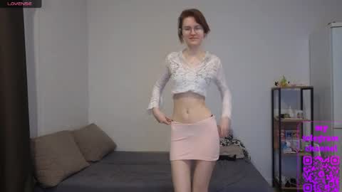 Claire online show from 04-08-26, 05:13