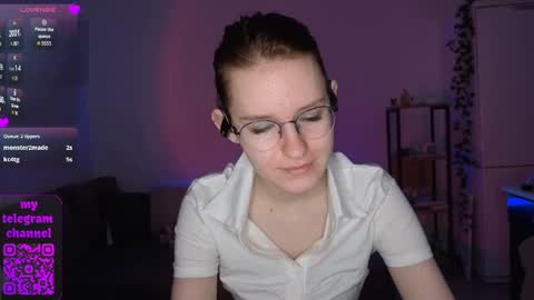 Claire online show from 04-26-26, 05:10