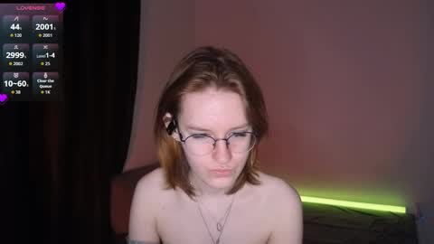 Snapshot of renaeblaski chatting on 04-30-26, 07:09 Claire online show from 04-30-26, 07:09
