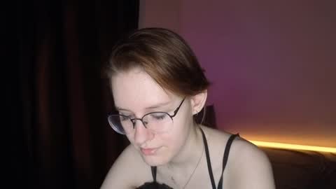 Snapshot of renaeblaski chatting on 05-14-26, 07:09 Claire online show from 05-14-26, 07:09