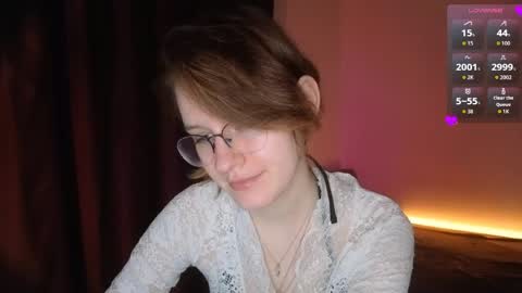 Snapshot of renaeblaski chatting on 05-18-26, 07:20 Claire online show from 05-18-26, 07:20