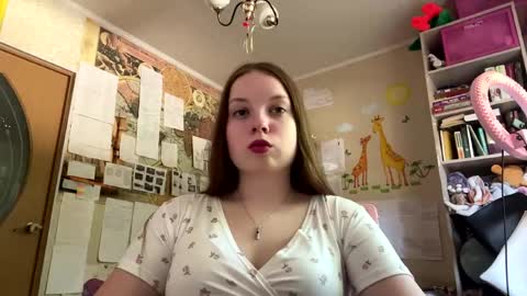 Annabel online show from 06-08-26, 08:15