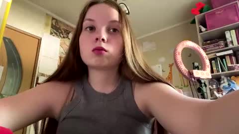 Annabel online show from 06-16-26, 08:06