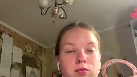 Annabel online show from 07-13-26, 08:50