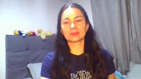Snapshot of renata_hot1 chatting on 05-03-26, 12:49 renata_hot1 online show from 05-03-26, 12:49