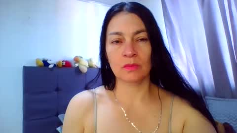 Snapshot of renata_hot1 chatting on 06-01-26, 07:15 renata_hot1 online show from 06-01-26, 07:15