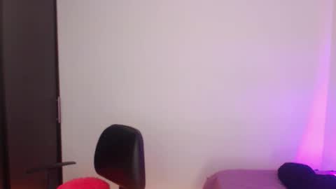    online show from 10-31-25, 04:02