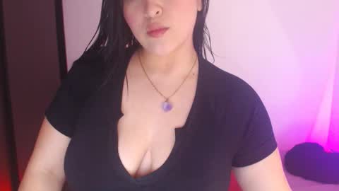 Snapshot of renata_ruiz chatting on 01-13-26, 03:56 online show from 01-13-26, 03:56