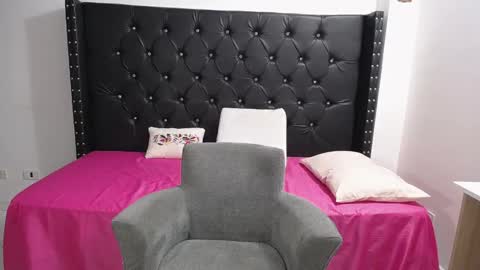 Renata Salinas online show from 01-15-26, 01:05