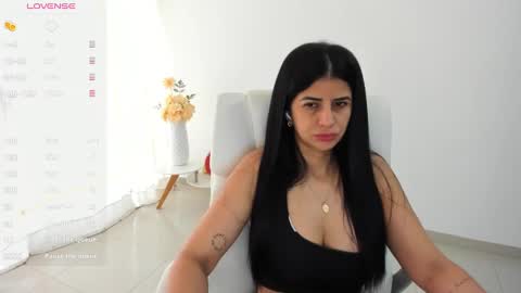 RENATA online show from 09-19-25, 11:11