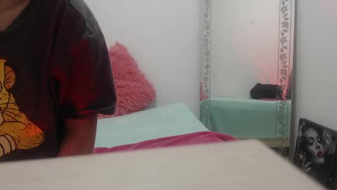 Snapshot of renataj chatting on 09-28-25, 09:03 renataj online show from 09-28-25, 09:03