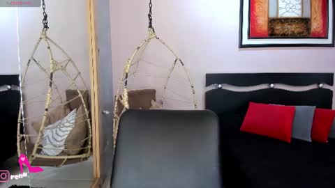      online show from 07-23-26, 12:03