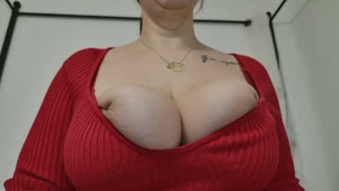 Renatta online show from 02-24-25, 04:27