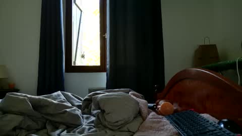 Renatta online show from 09-18-25, 08:27