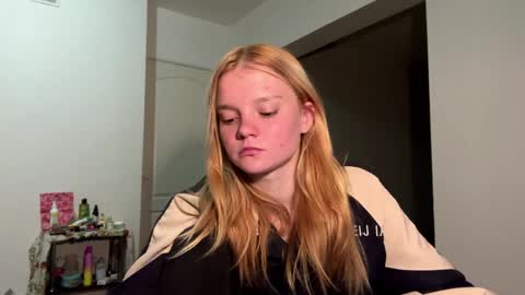 Tiffany online show from 04-08-26, 01:16