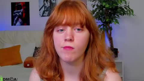 Snapshot of reneefoxy_ chatting on 06-05-26, 07:36 reneefoxy_ online show from 06-05-26, 07:36